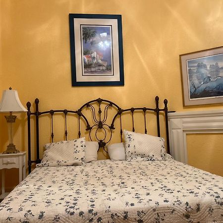 Отель Blue Sky Manor Interlachen Экстерьер фото
