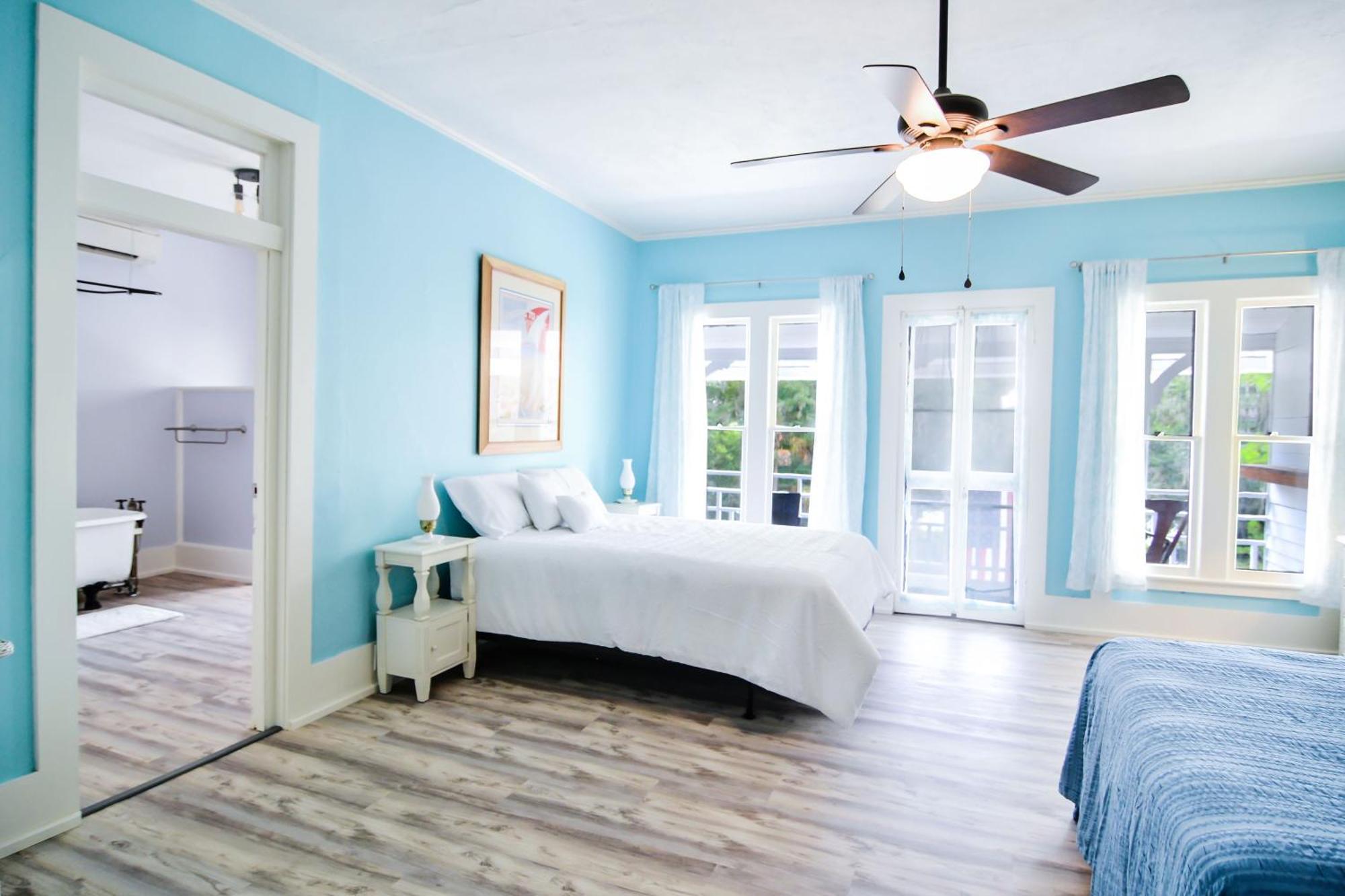 Отель Blue Sky Manor Interlachen Экстерьер фото